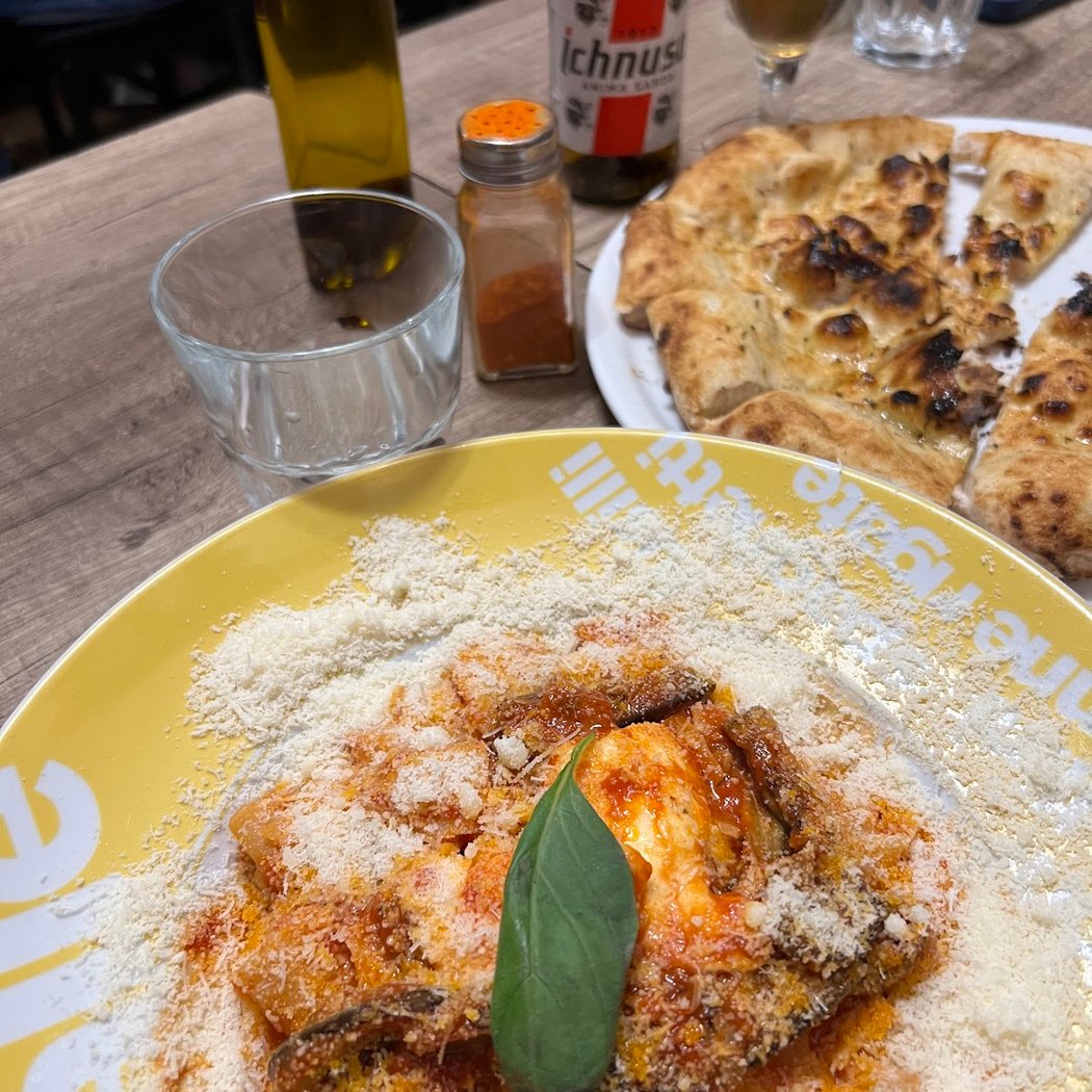 Farina : Pizzeria e cucina italiana 3